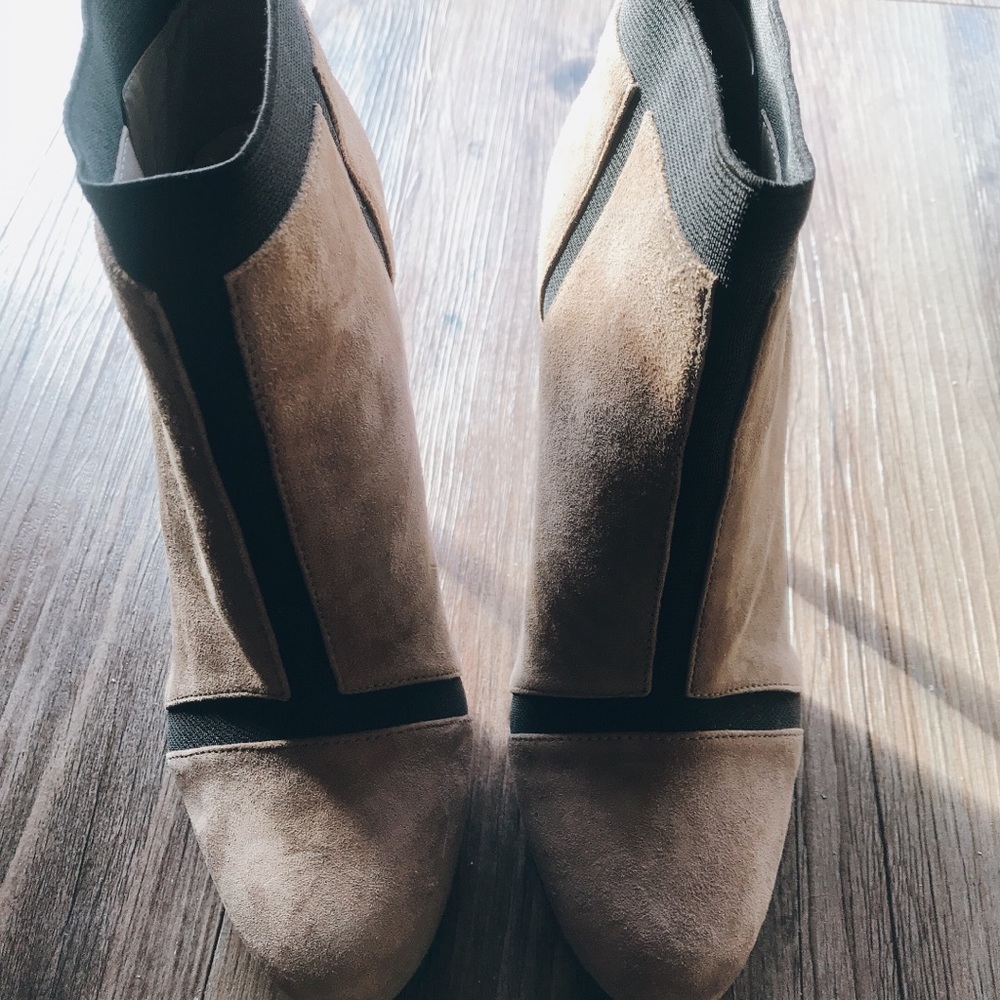 Calvin Klein leather fur winter boots 5.5